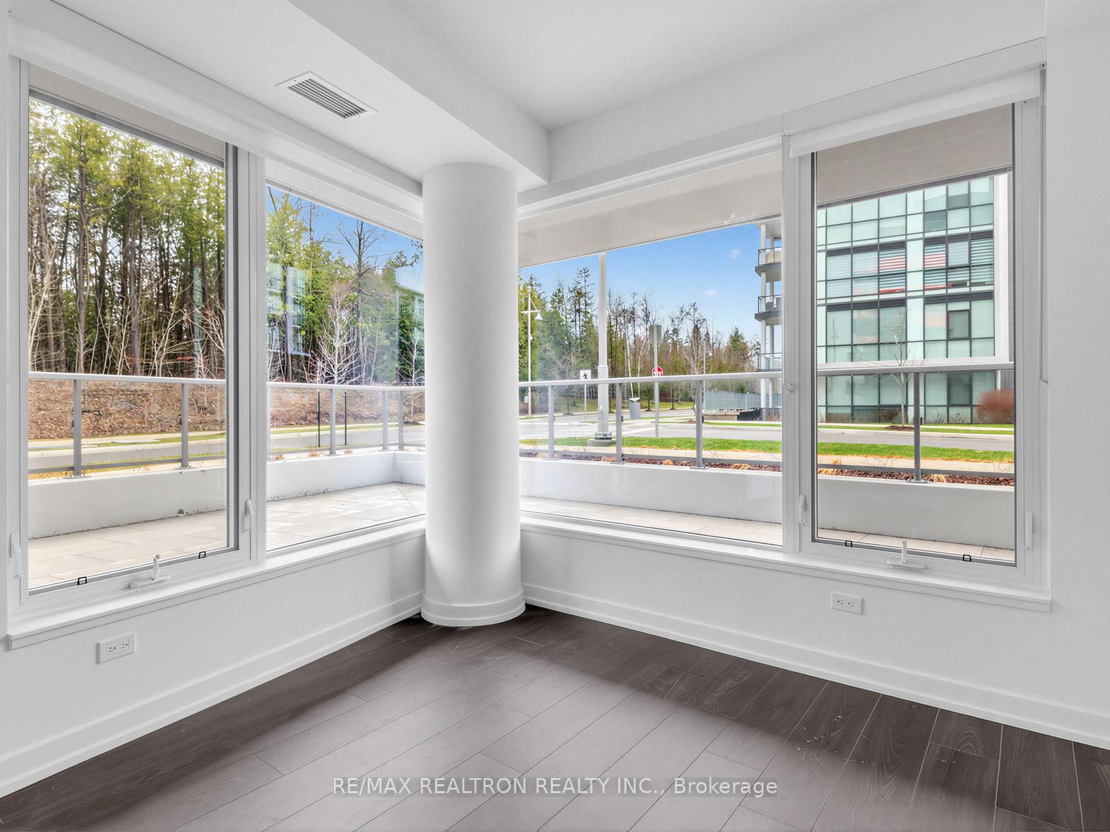 Photo 3 of Unit 101, 333 Sunseeker Avenue, Innisfil, Rural Innisfil — HOMEH