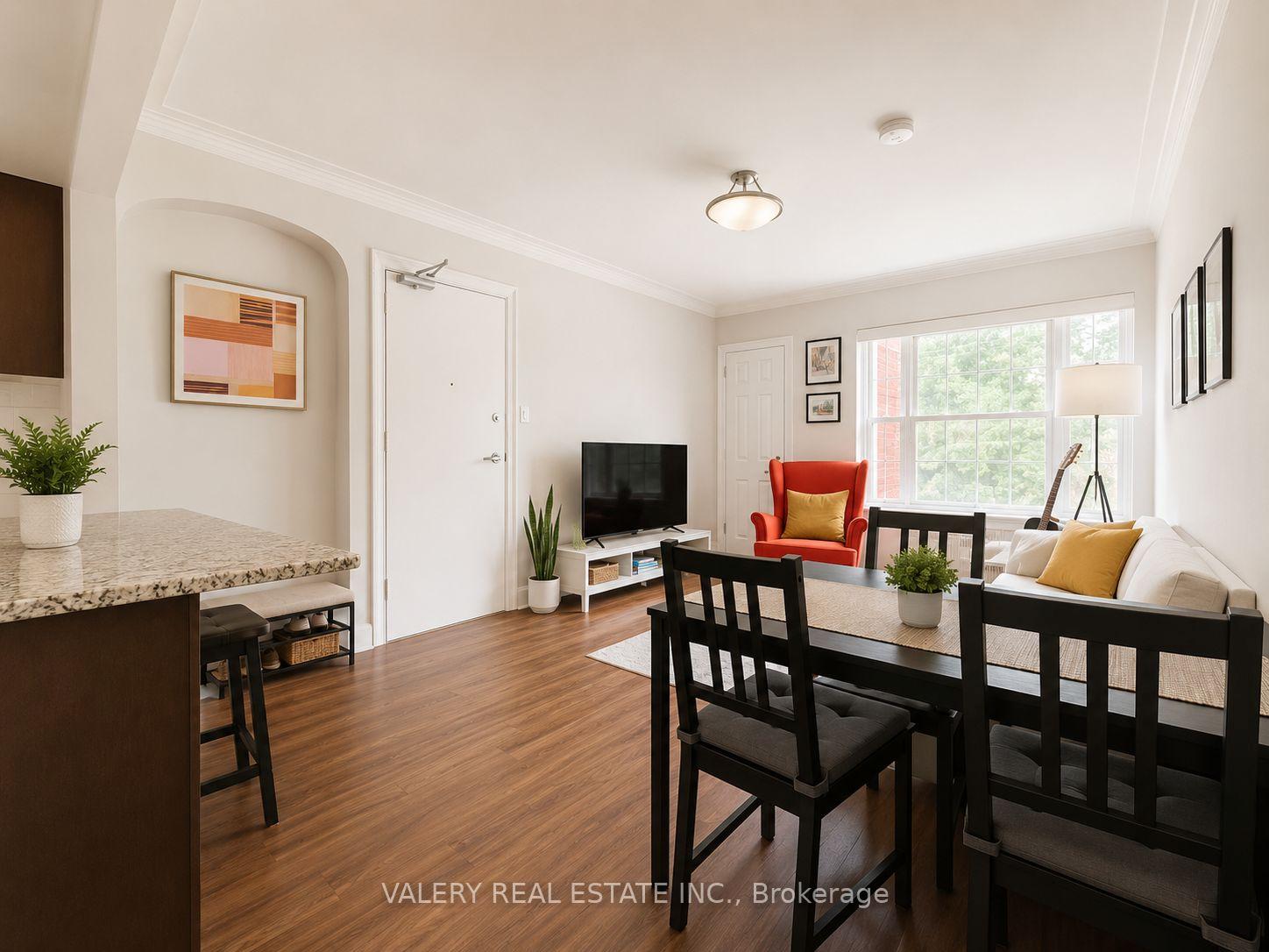 Photo 6 of Unit U19, 1327 Bayview Avenue, Toronto, Leaside — HOMEH