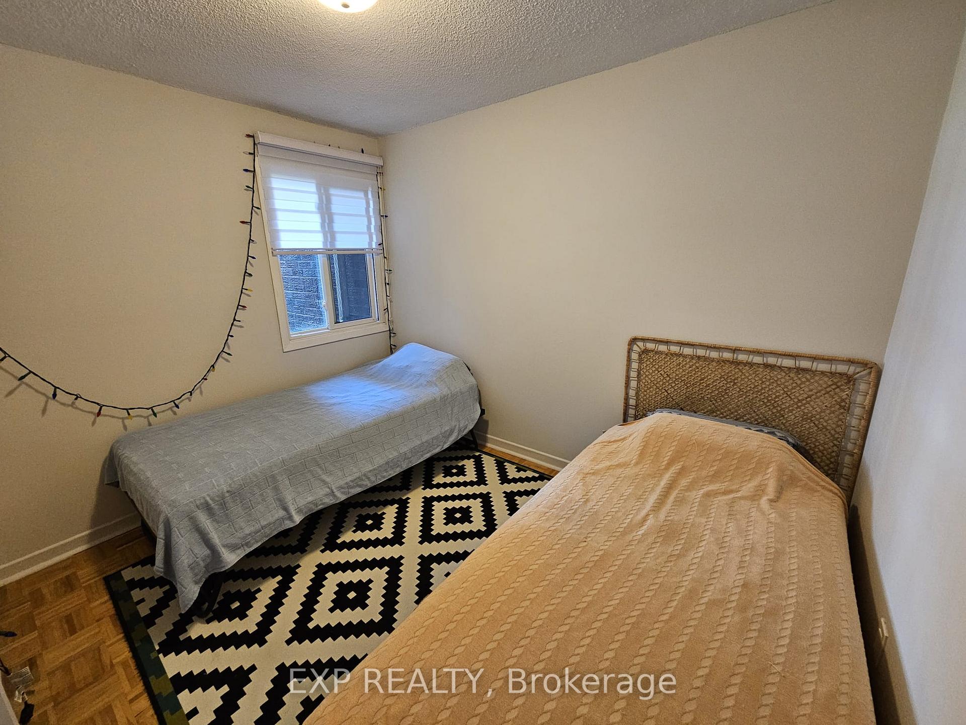 Photo 12 of Unit #12, 12 Permfield Path, Etobicoke, Etobicoke West Mall — HOMEH