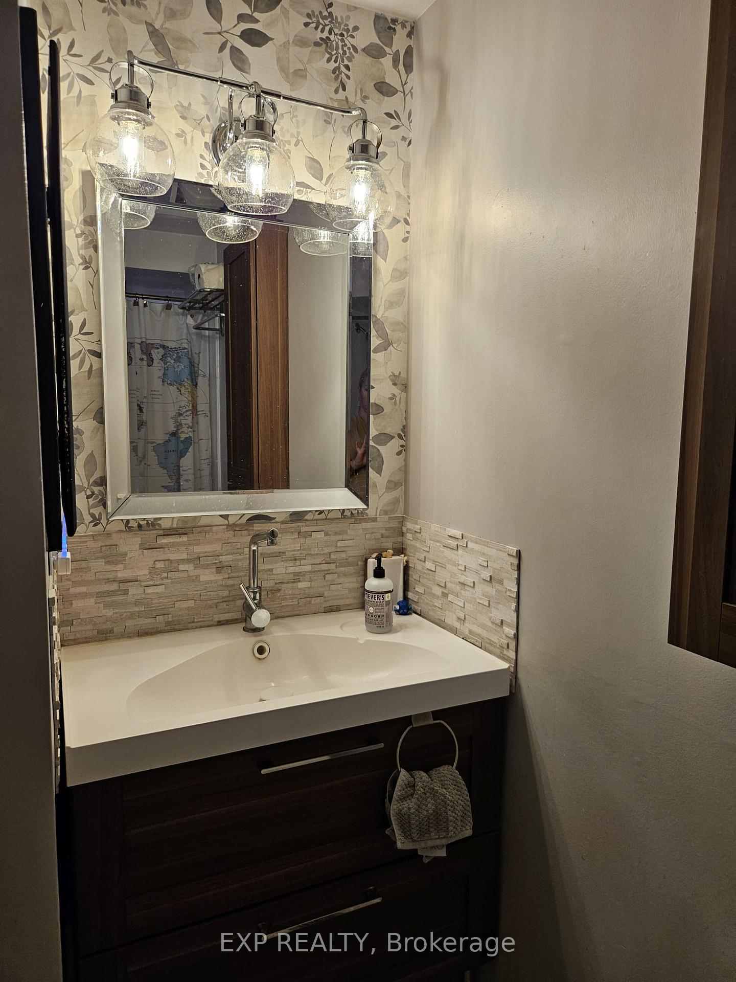Photo 17 of Unit #12, 12 Permfield Path, Etobicoke, Etobicoke West Mall — HOMEH