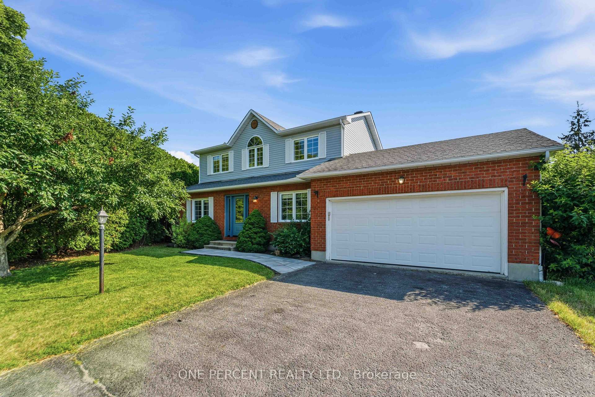 Photo 3 of 19 Amy Street, Ottawa, Stittsville (Central) — HOMEH