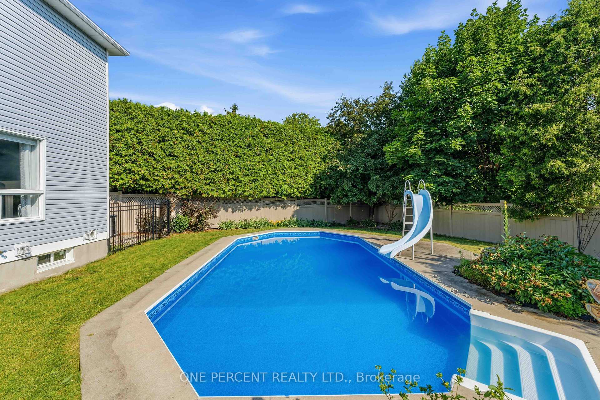 Photo 38 of 19 Amy Street, Ottawa, Stittsville (Central) — HOMEH