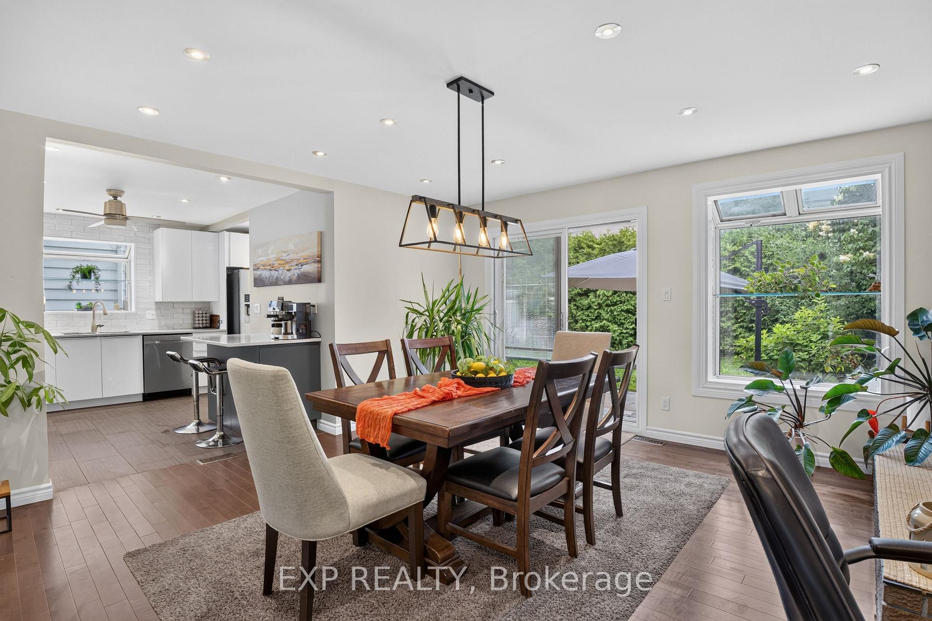 Photo 6 of 2490 Regina Street, Ottawa, Lincoln Heights — HOMEH