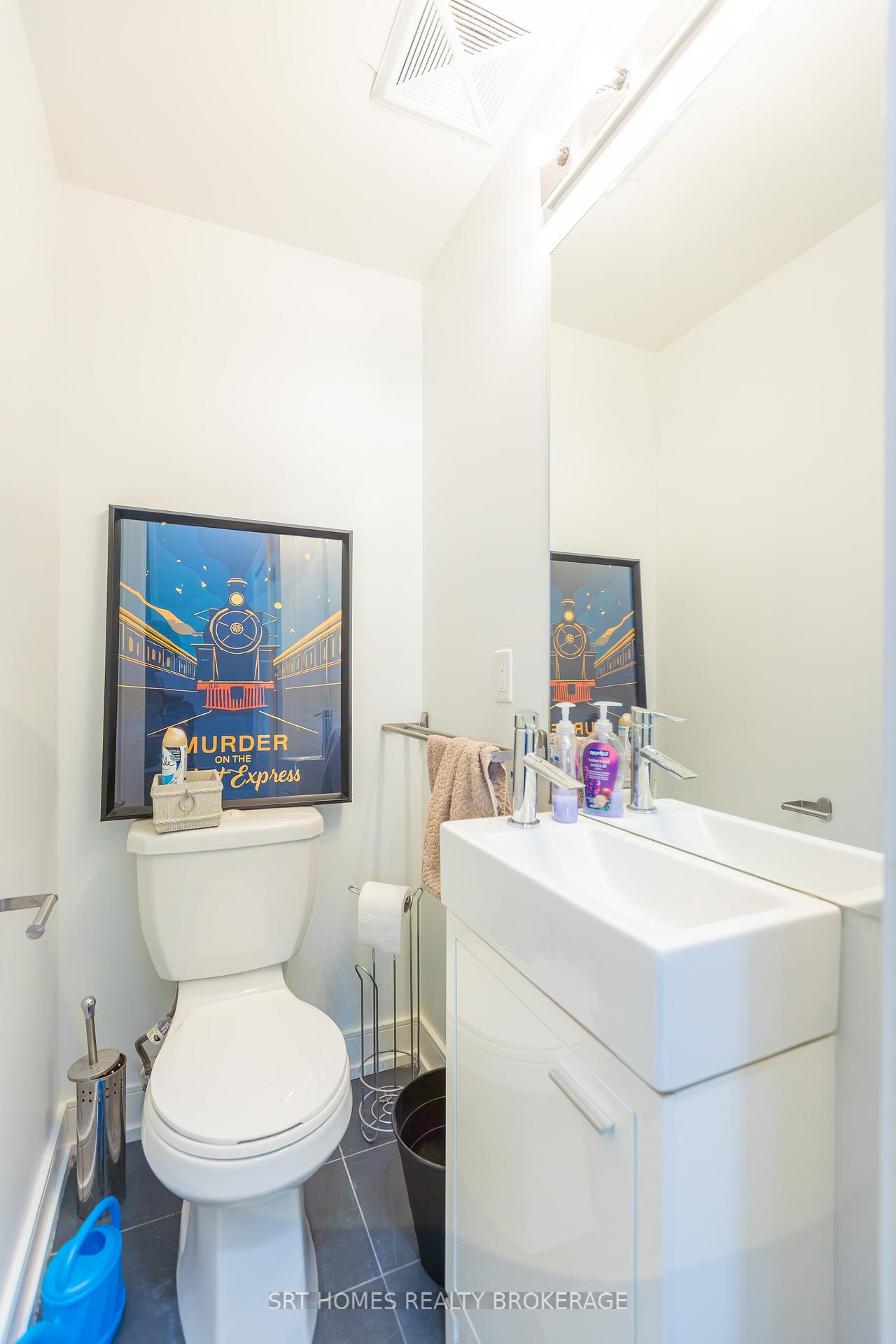 Photo 3 of Unit 3, 1321 Gerrard Street E, Toronto, Greenwood-Coxwell — HOMEH