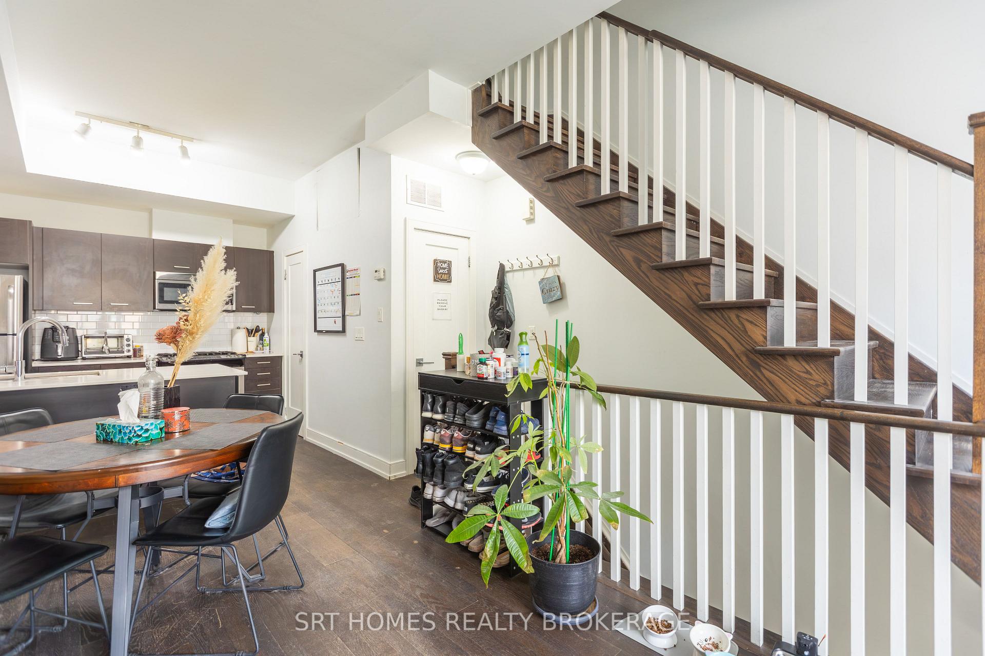 Photo 8 of Unit 3, 1321 Gerrard Street E, Toronto, Greenwood-Coxwell — HOMEH