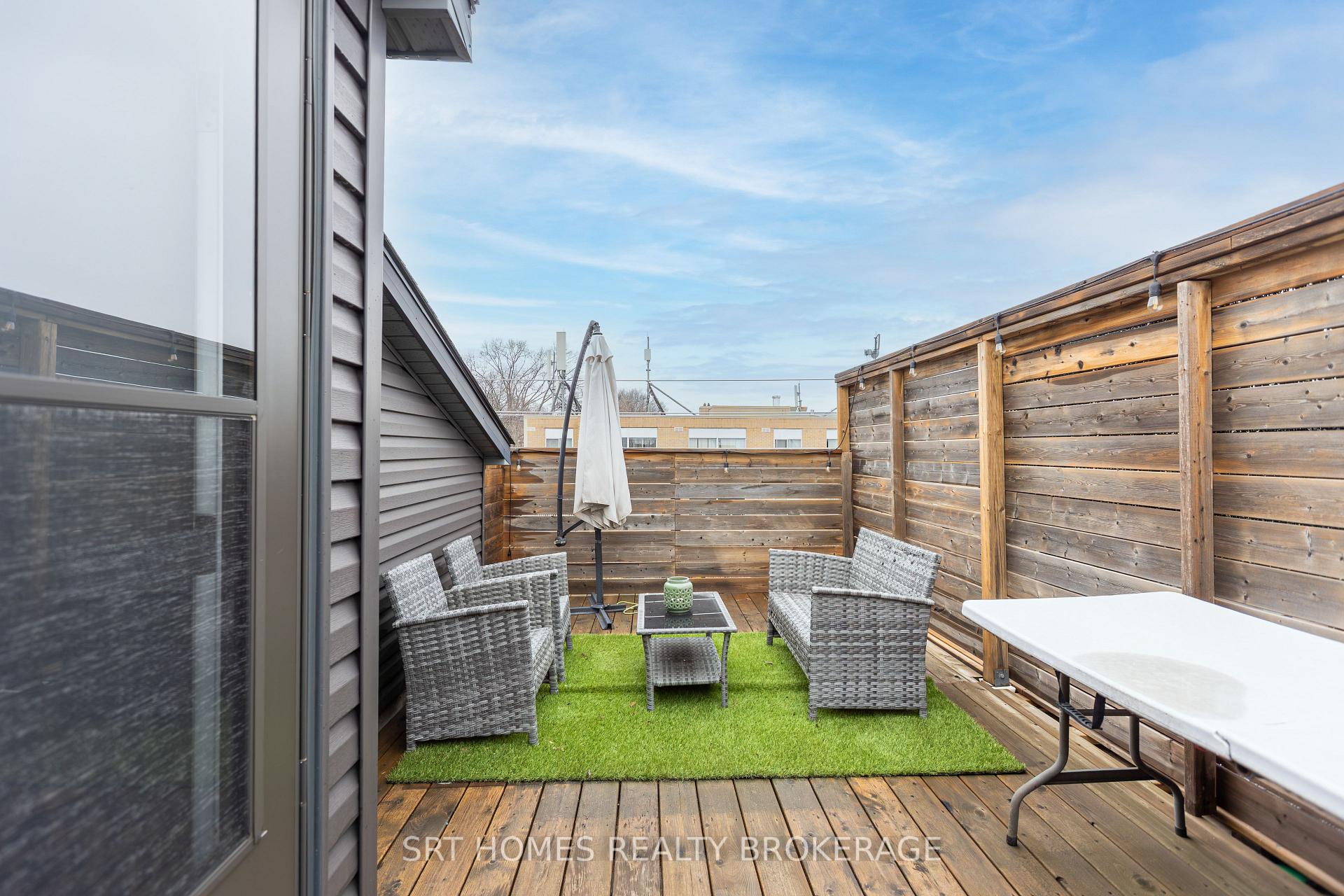 Photo 19 of Unit 3, 1321 Gerrard Street E, Toronto, Greenwood-Coxwell — HOMEH