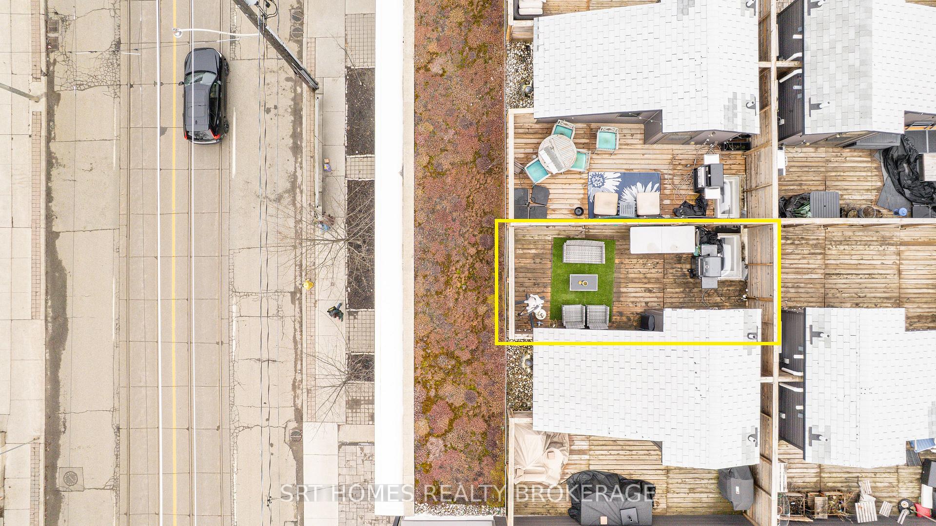 Photo 31 of Unit 3, 1321 Gerrard Street E, Toronto, Greenwood-Coxwell — HOMEH