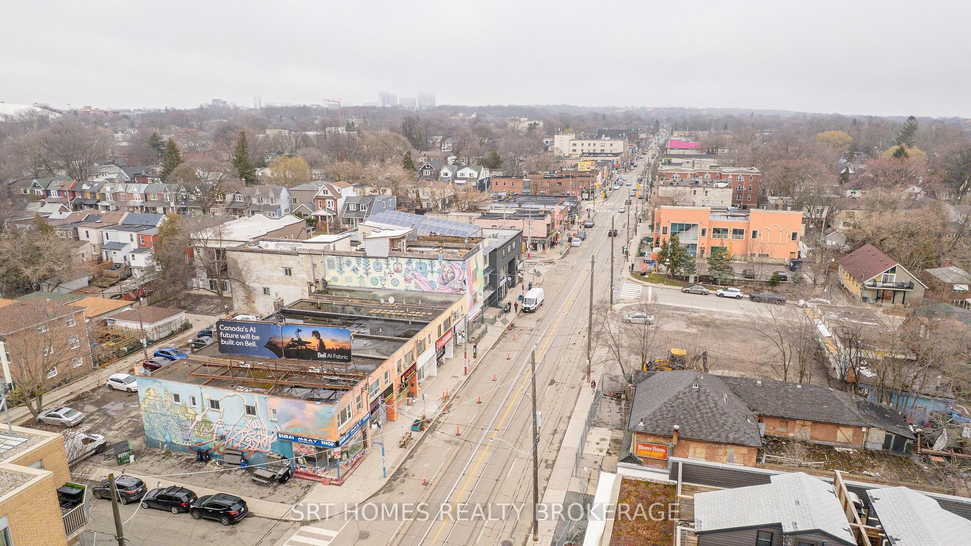 Photo 33 of Unit 3, 1321 Gerrard Street E, Toronto, Greenwood-Coxwell — HOMEH