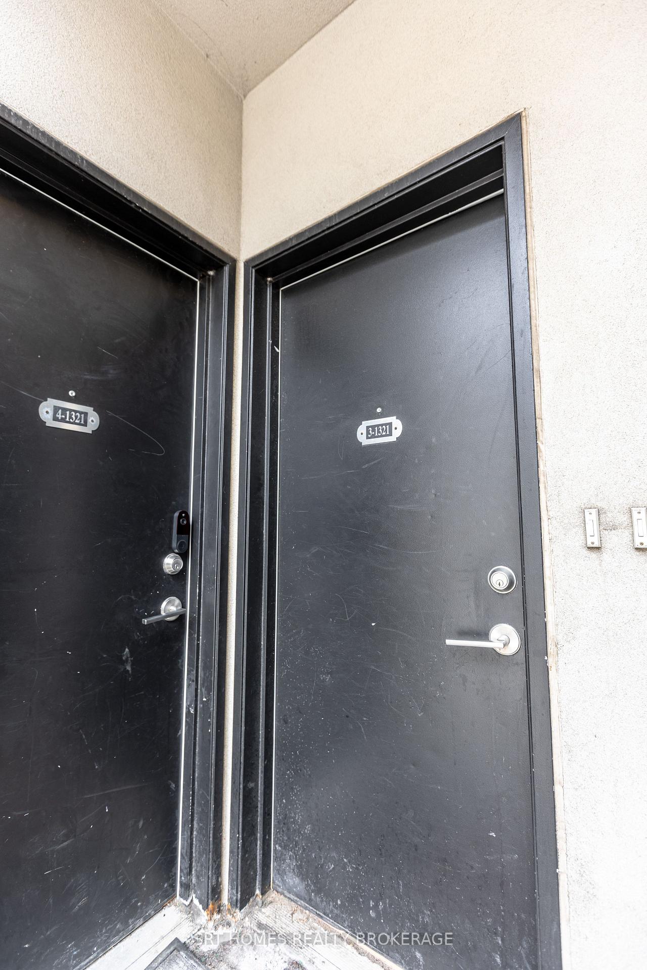 Photo 43 of Unit 3, 1321 Gerrard Street E, Toronto, Greenwood-Coxwell — HOMEH