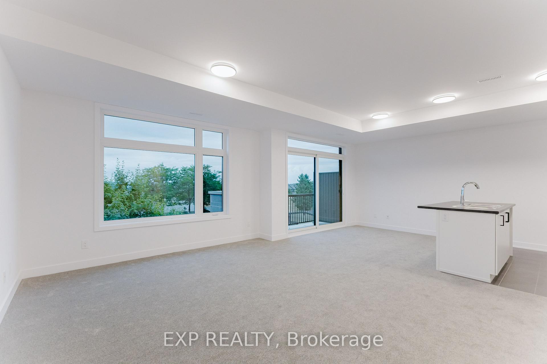 Photo 4 of 605 Silhouette Private, Ottawa, Barrhaven - Cedargrove/Fraserdale — HOMEH