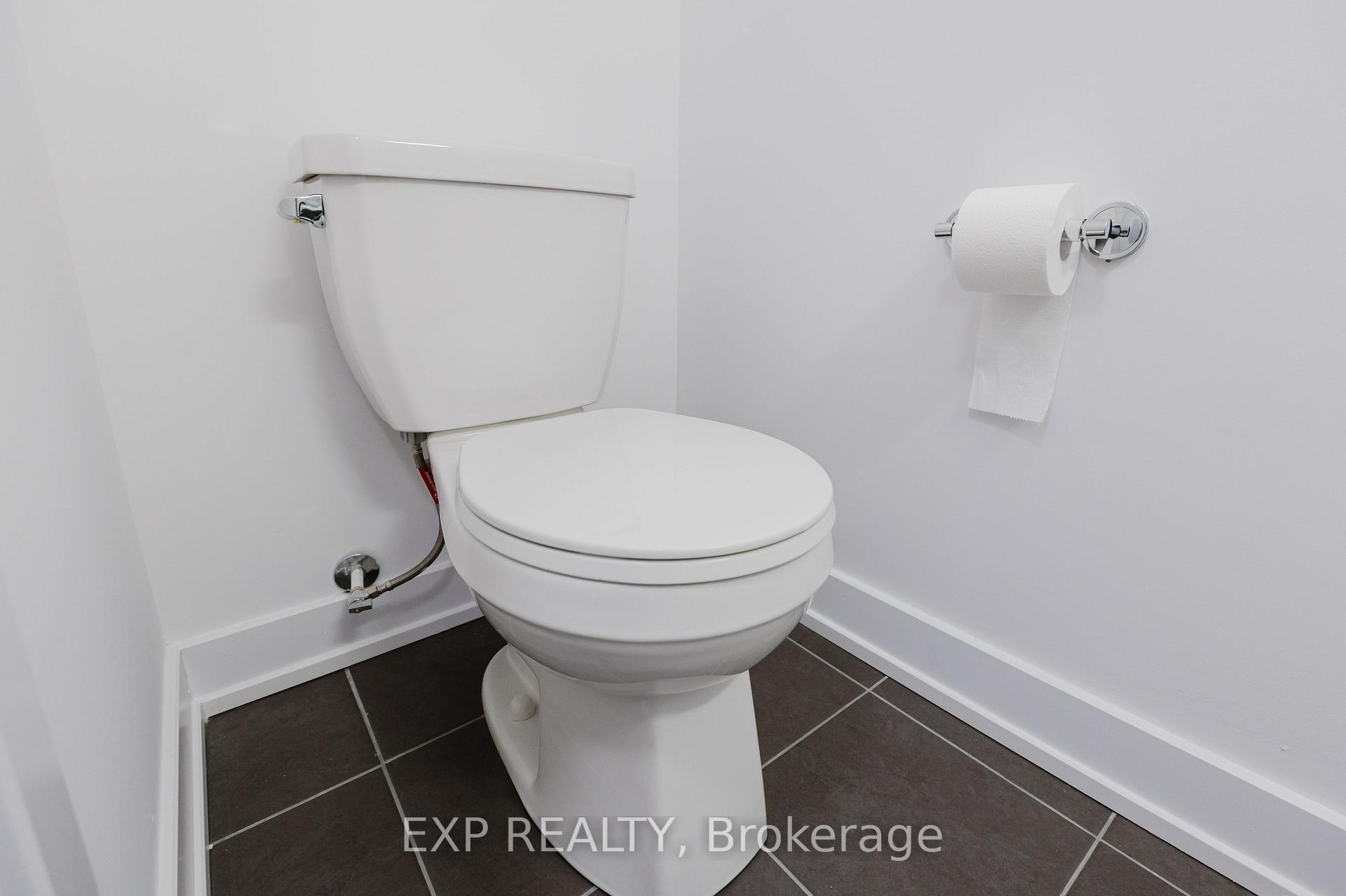 Photo 13 of 605 Silhouette Private, Ottawa, Barrhaven - Cedargrove/Fraserdale — HOMEH