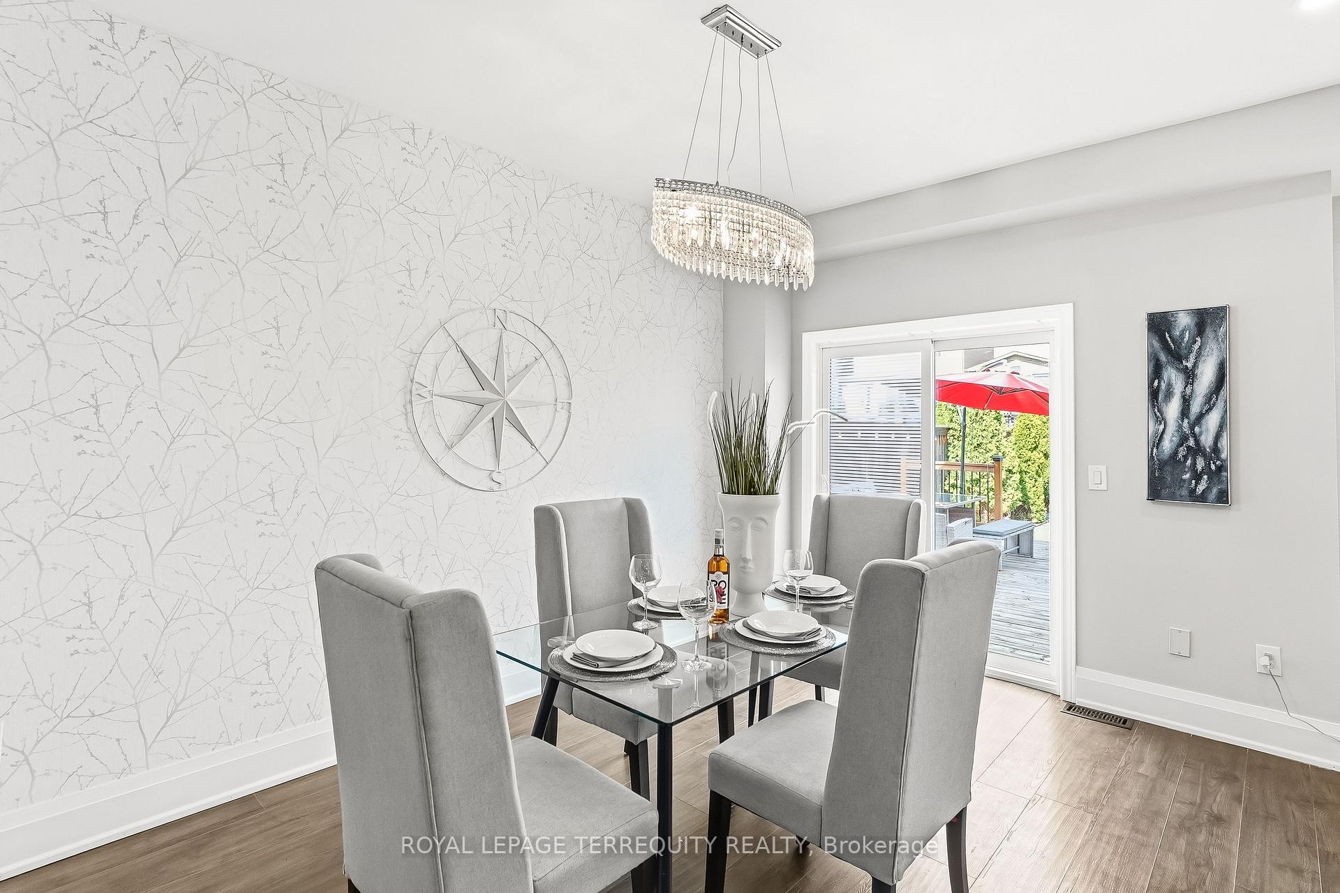 Photo 18 of 144 Underwood Drive, Whitby, Brooklin — HOMEH