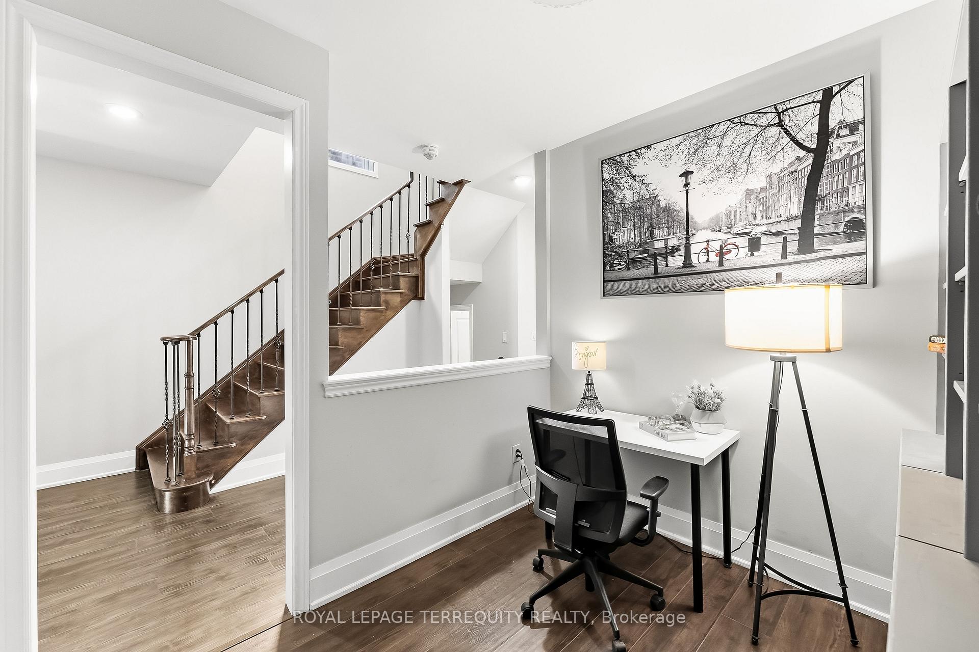 Photo 21 of 144 Underwood Drive, Whitby, Brooklin — HOMEH