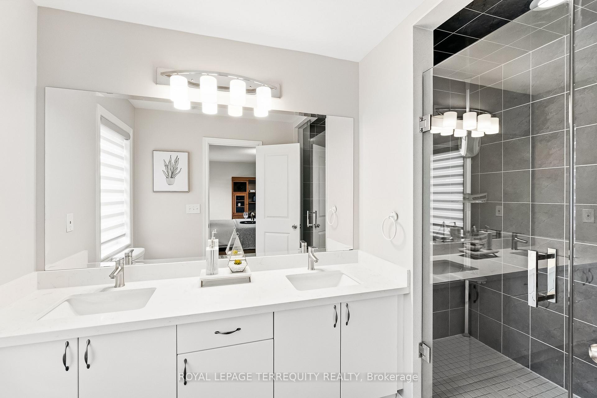 Photo 26 of 144 Underwood Drive, Whitby, Brooklin — HOMEH