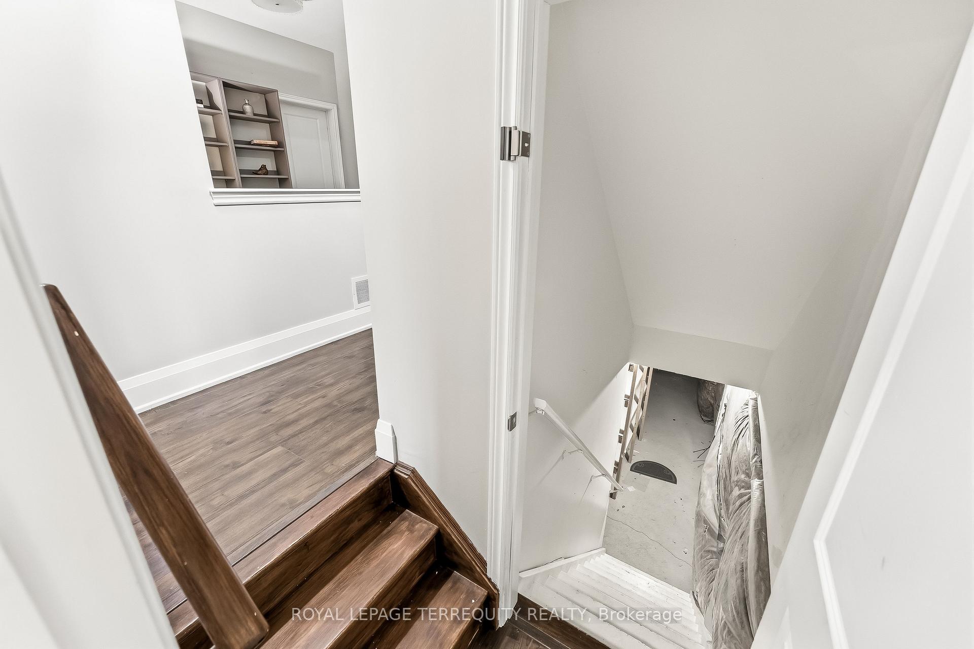 Photo 34 of 144 Underwood Drive, Whitby, Brooklin — HOMEH