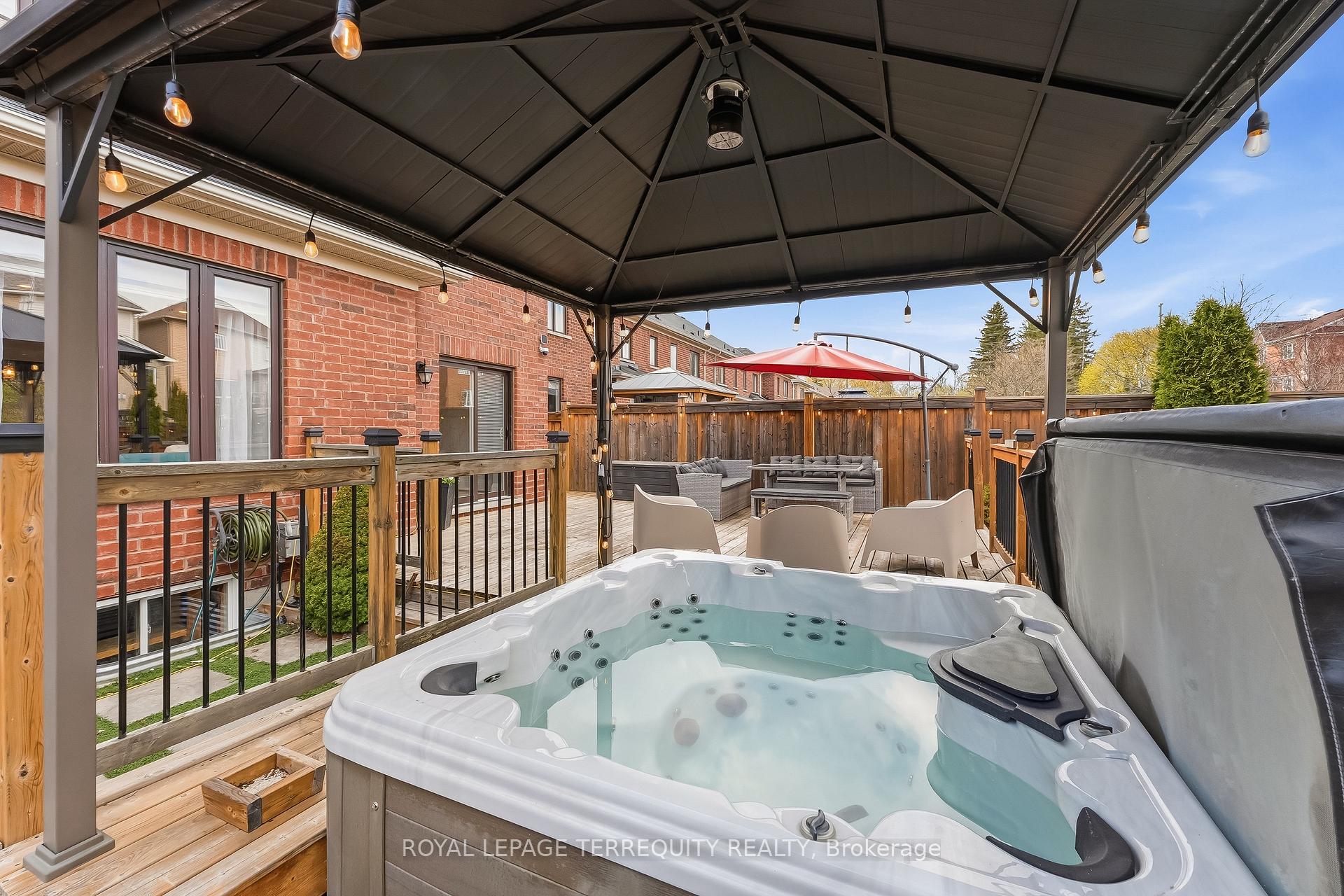 Photo 42 of 144 Underwood Drive, Whitby, Brooklin — HOMEH