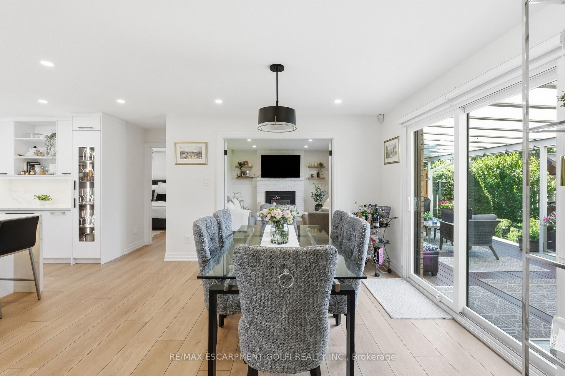 Photo 14 of 12 Cheval Drive, Grimsby, Grimsby Beach — HOMEH