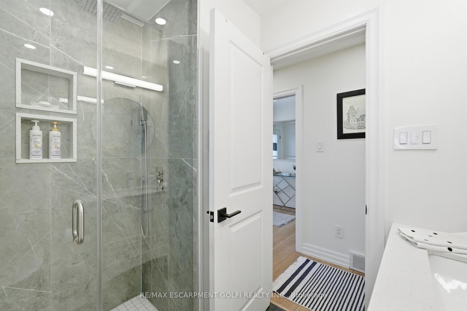Photo 26 of 12 Cheval Drive, Grimsby, Grimsby Beach — HOMEH