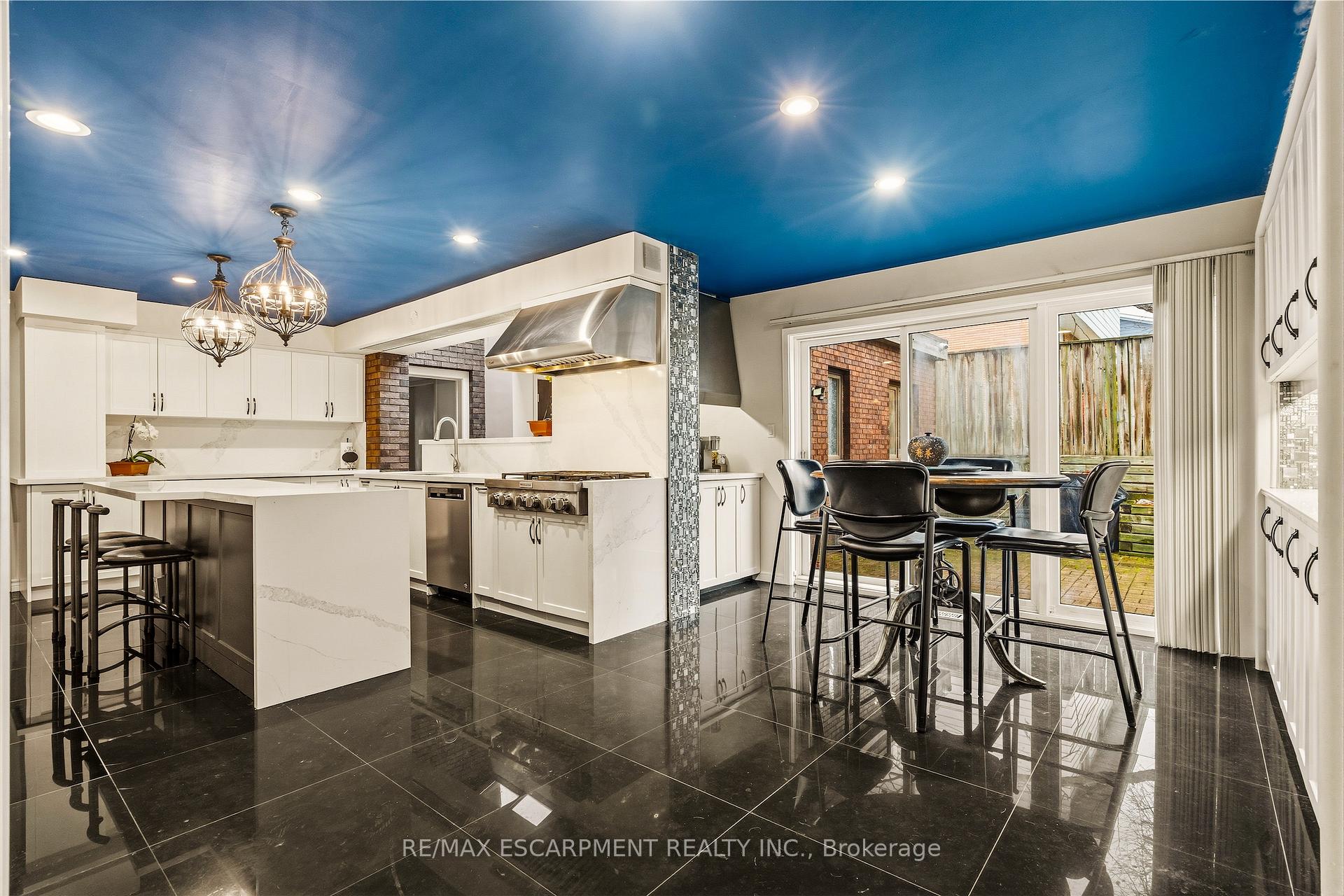 Photo 15 of 78 Terrace Drive, Hamilton, Dundas — HOMEH