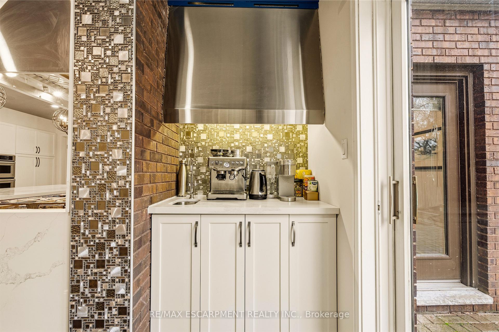 Photo 18 of 78 Terrace Drive, Hamilton, Dundas — HOMEH