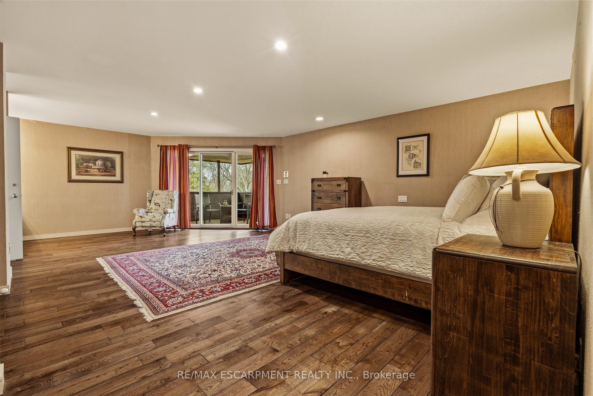 Photo 26 of 78 Terrace Drive, Hamilton, Dundas — HOMEH