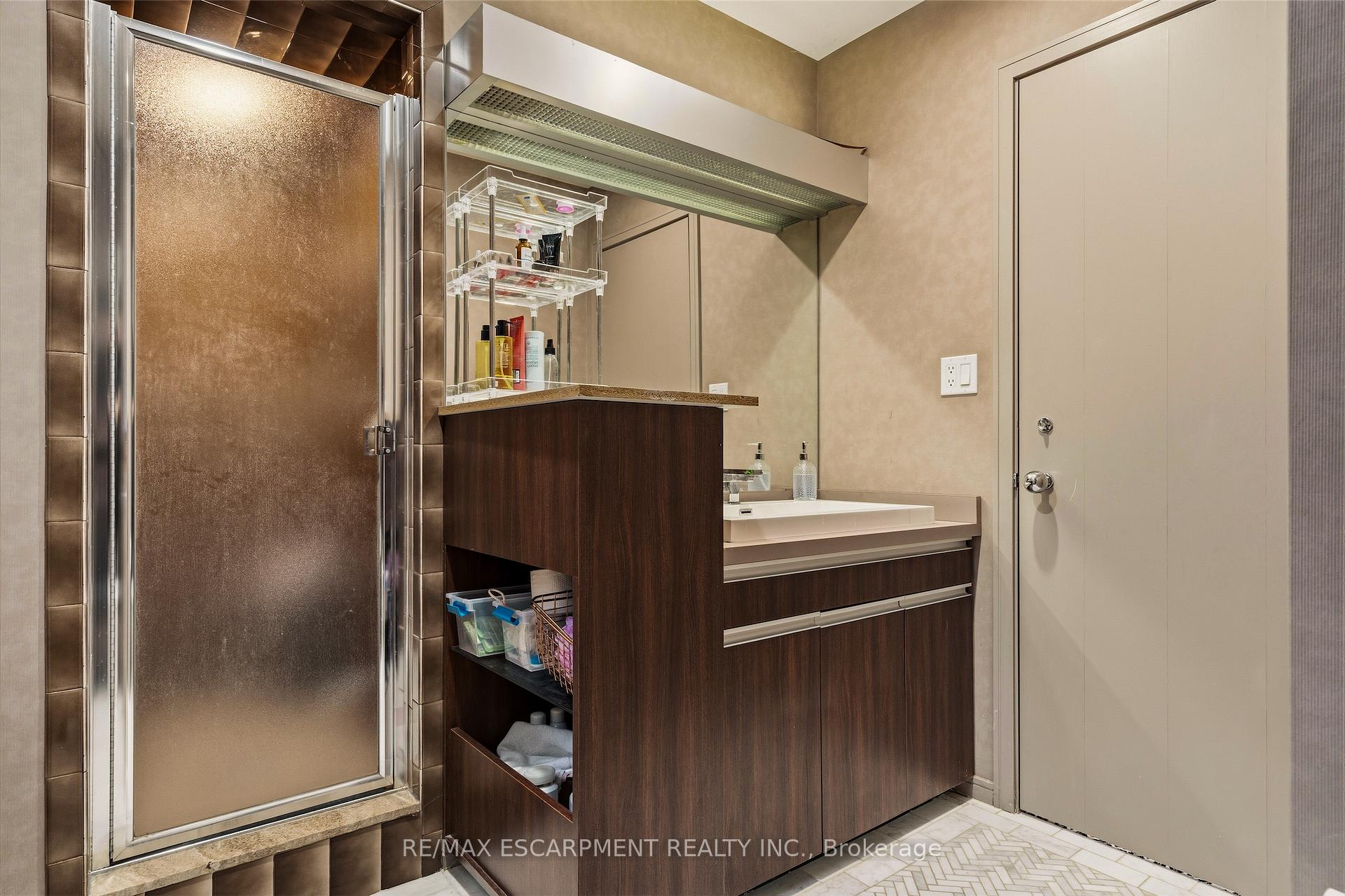 Photo 35 of 78 Terrace Drive, Hamilton, Dundas — HOMEH