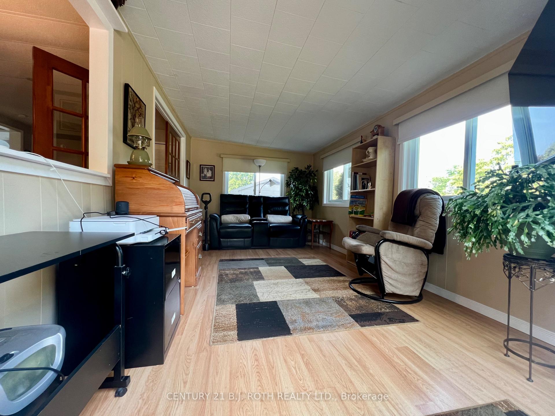 Photo 28 of 5 Walnut Court, Innisfil, Rural Innisfil — HOMEH