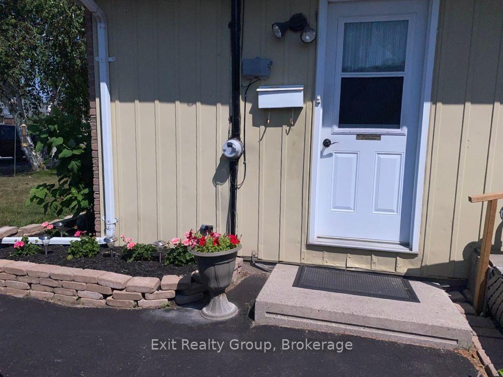 Photo 51 of 83 Centre Street, Quinte West, Frankford Ward — HOMEH