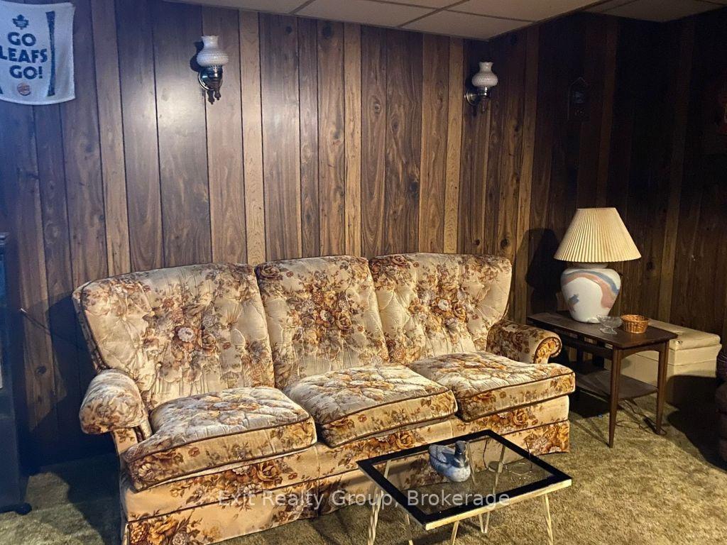 Photo 45 of 83 Centre Street, Quinte West, Frankford Ward — HOMEH