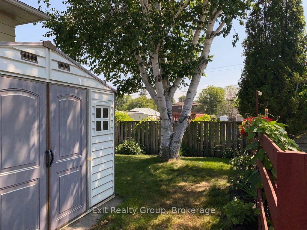 Photo 55 of 83 Centre Street, Quinte West, Frankford Ward — HOMEH
