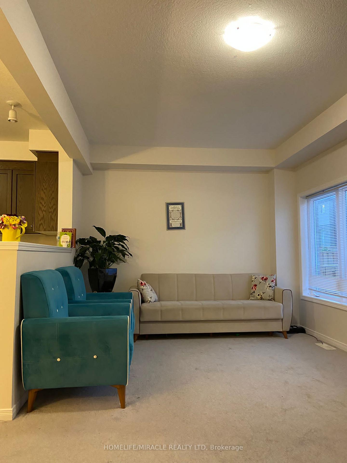 Photo 4 of 305 Tall Grass Crescent, Kitchener, Doon South — HOMEH