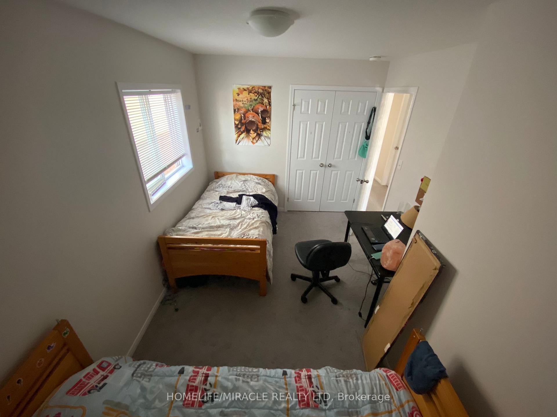 Photo 5 of 305 Tall Grass Crescent, Kitchener, Doon South — HOMEH
