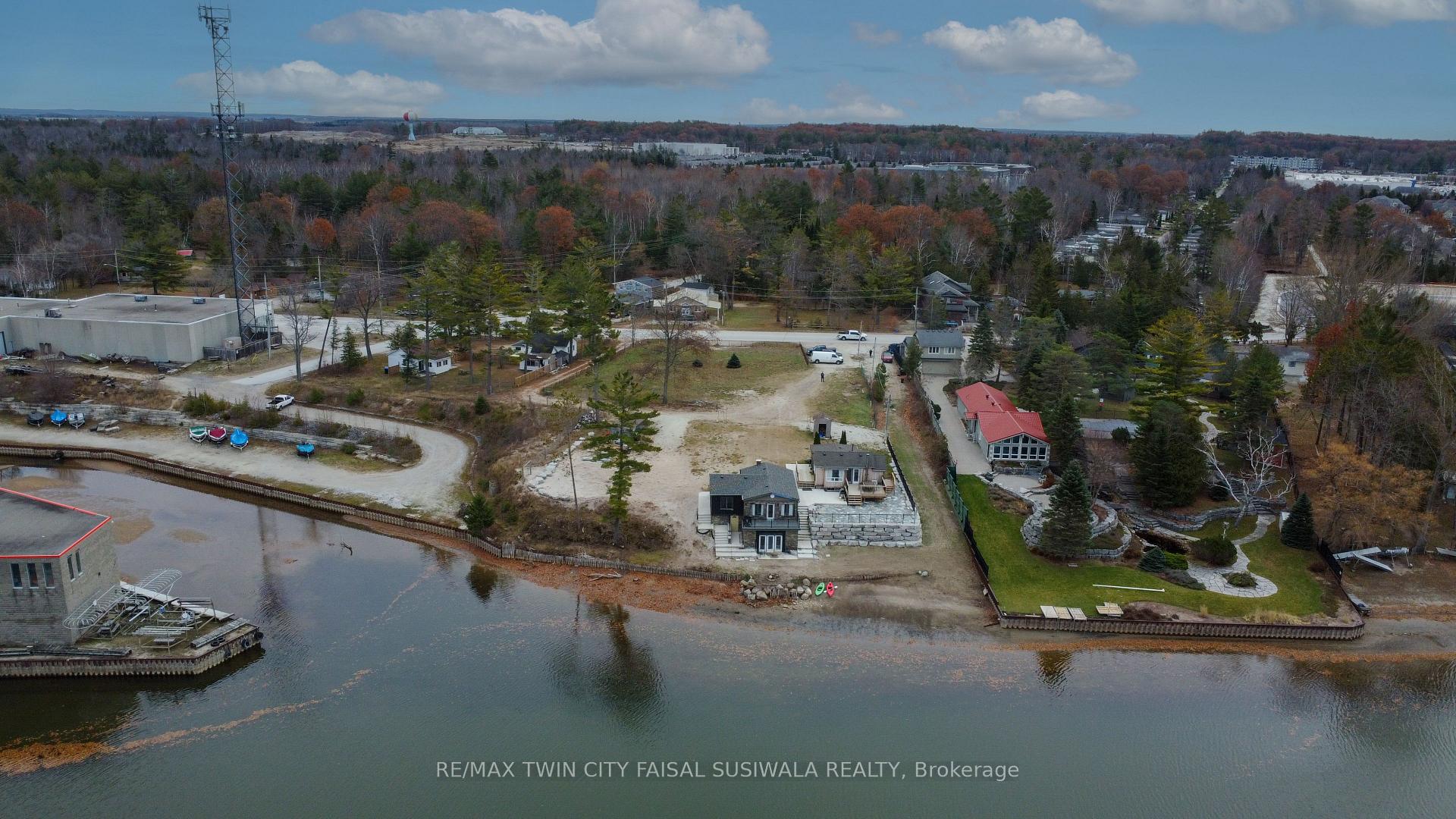 Photo 10 of Unit A, 326 River Road, Wasaga Beach — HOMEH