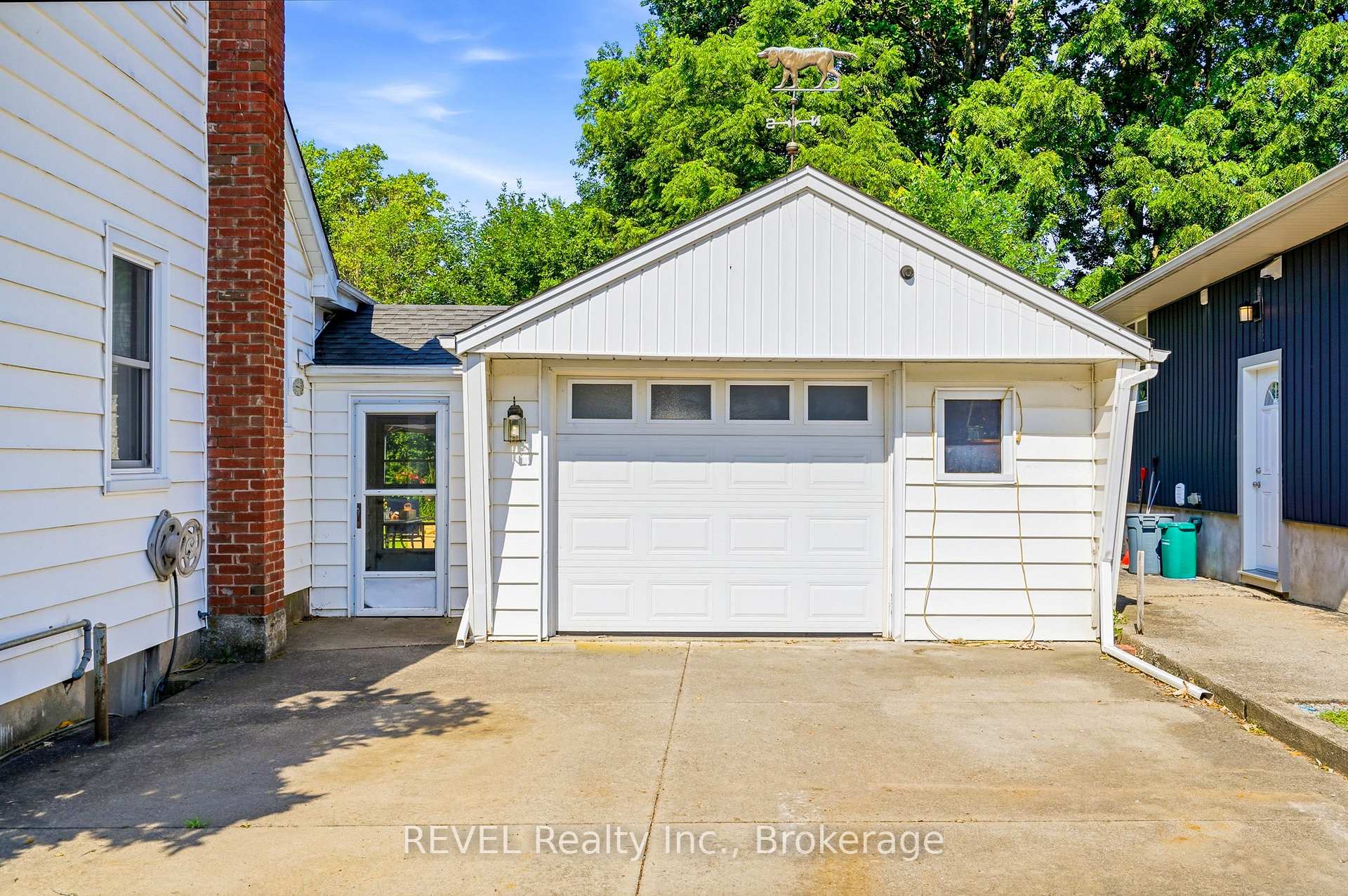 Photo 5 of 136 Powerview Avenue, St. Catharines, Western Hill — HOMEH