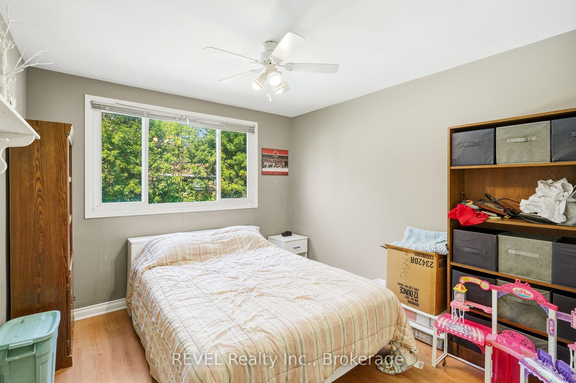 Photo 13 of 136 Powerview Avenue, St. Catharines, Western Hill — HOMEH