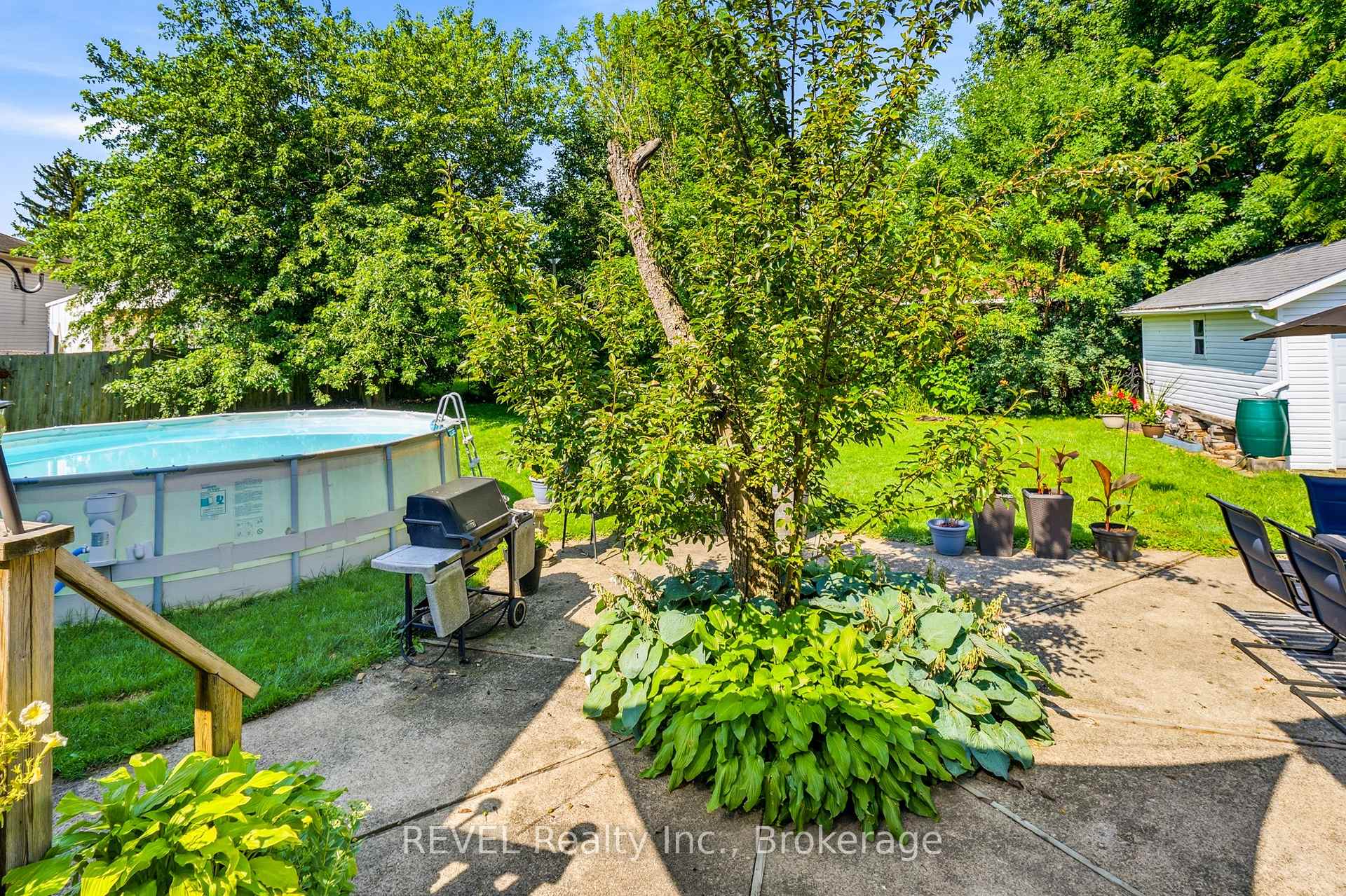 Photo 29 of 136 Powerview Avenue, St. Catharines, Western Hill — HOMEH