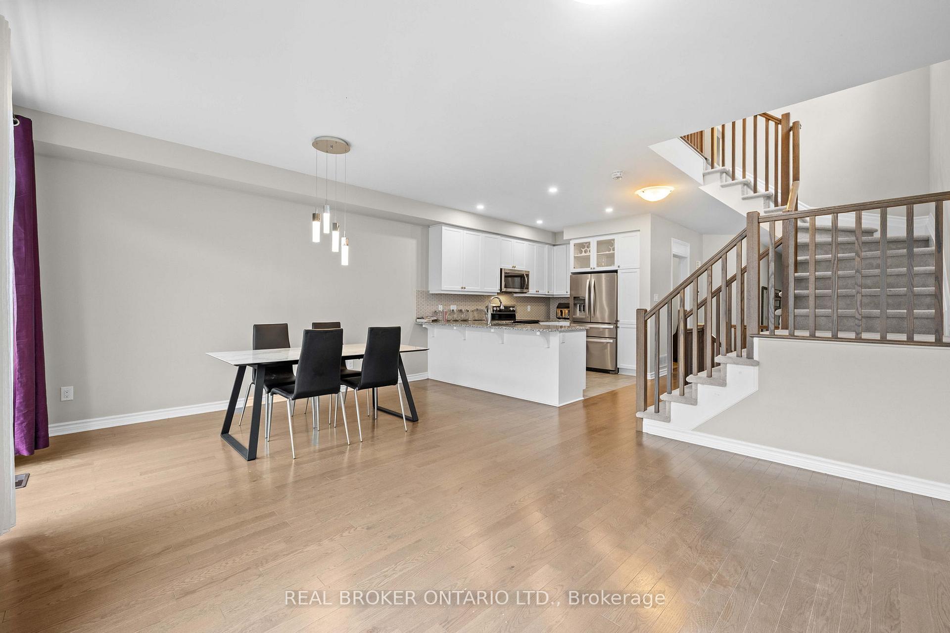 Photo 9 of 838 Cedar Creek Drive, Ottawa, Blossom Park/Kemp Park/Findlay Creek — HOMEH