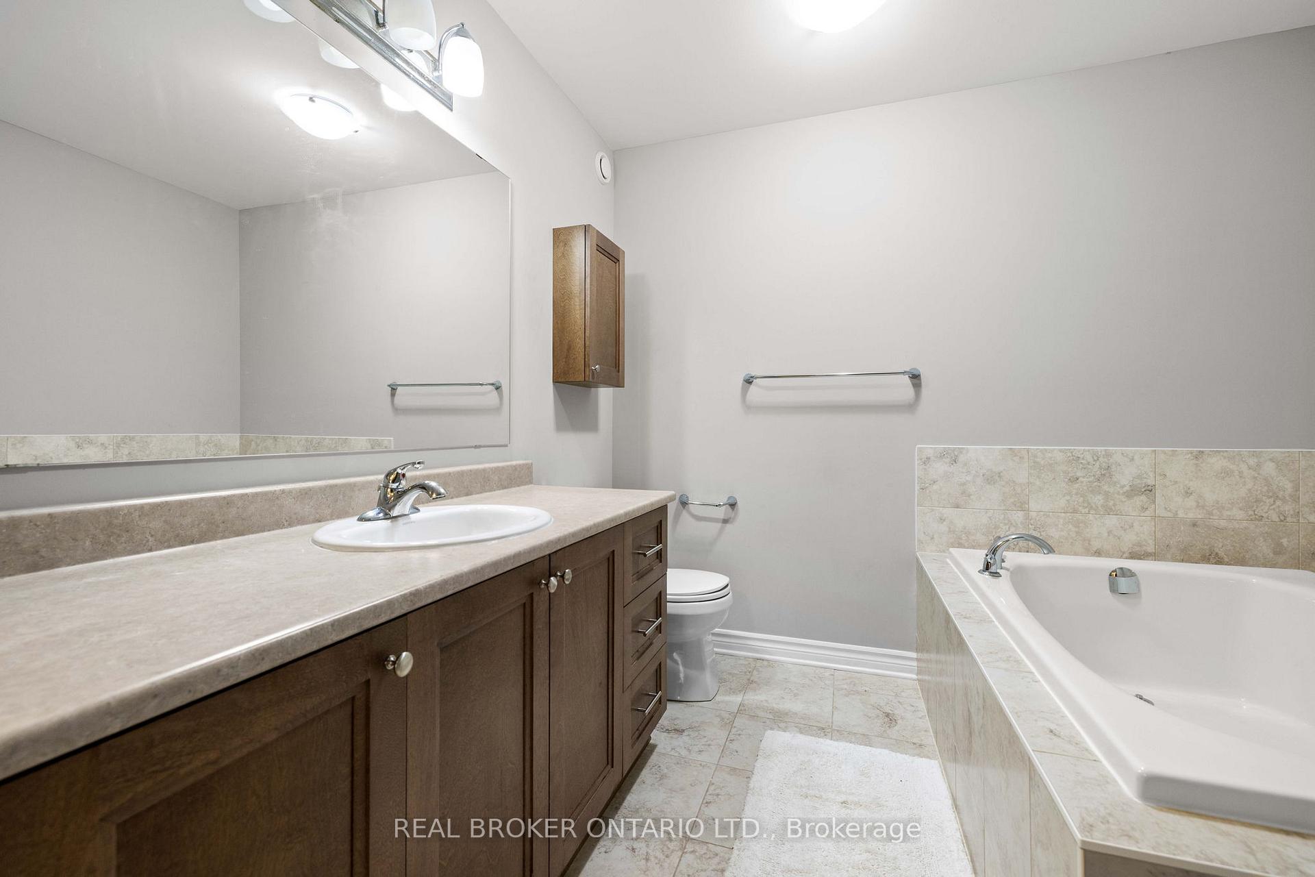 Photo 25 of 838 Cedar Creek Drive, Ottawa, Blossom Park/Kemp Park/Findlay Creek — HOMEH