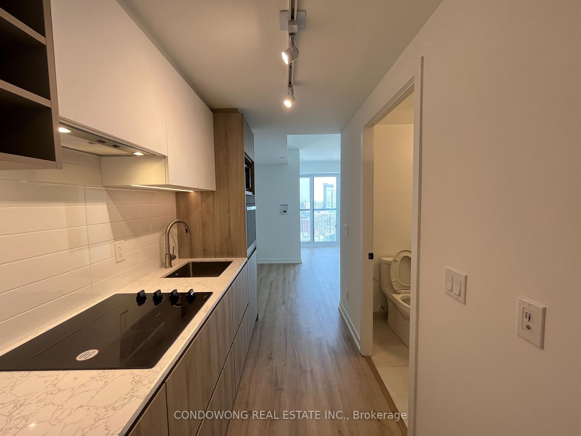 Front of Unit 3809, 319 Jarvis Street