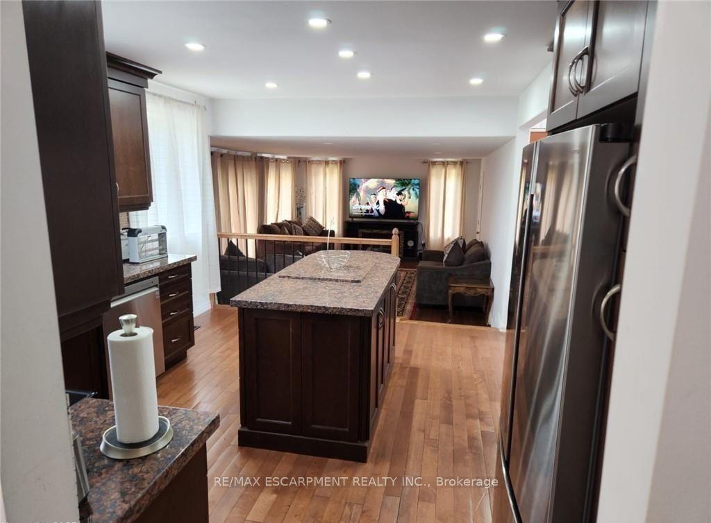 Photo 14 of 867-855 Jerseyville Road W, Hamilton, Rural Ancaster — HOMEH