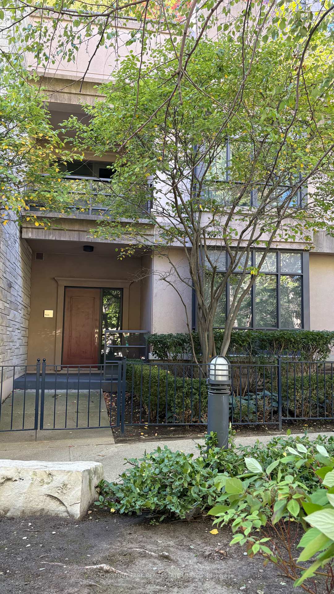 Photo 3 of Unit Th3, 500 Doris Avenue, North York, Willowdale East — HOMEH