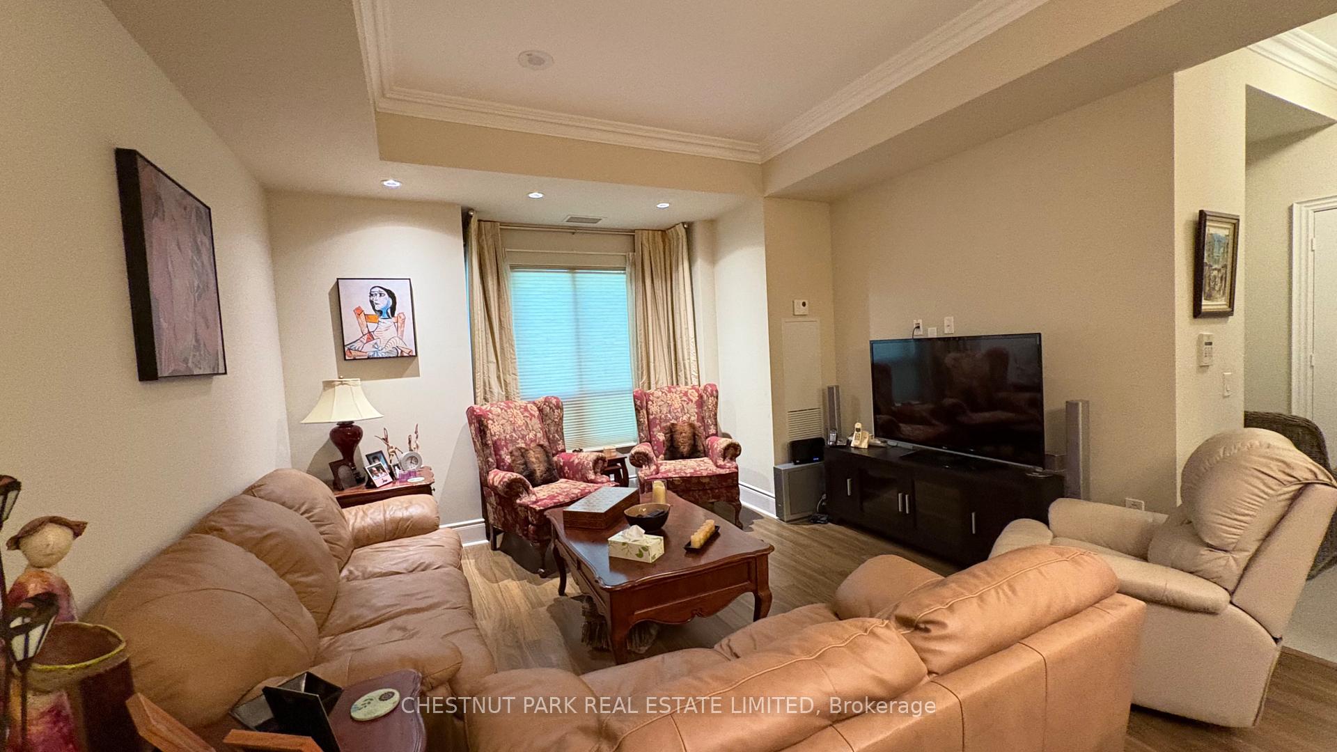 Photo 6 of Unit Th3, 500 Doris Avenue, North York, Willowdale East — HOMEH