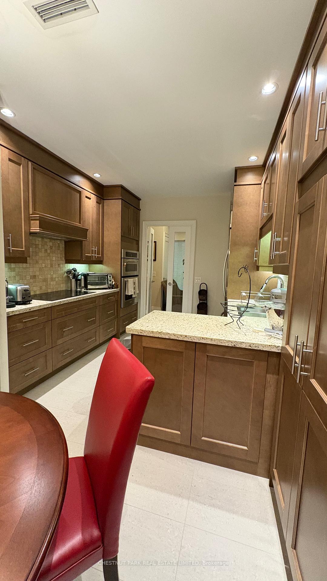 Photo 11 of Unit Th3, 500 Doris Avenue, North York, Willowdale East — HOMEH