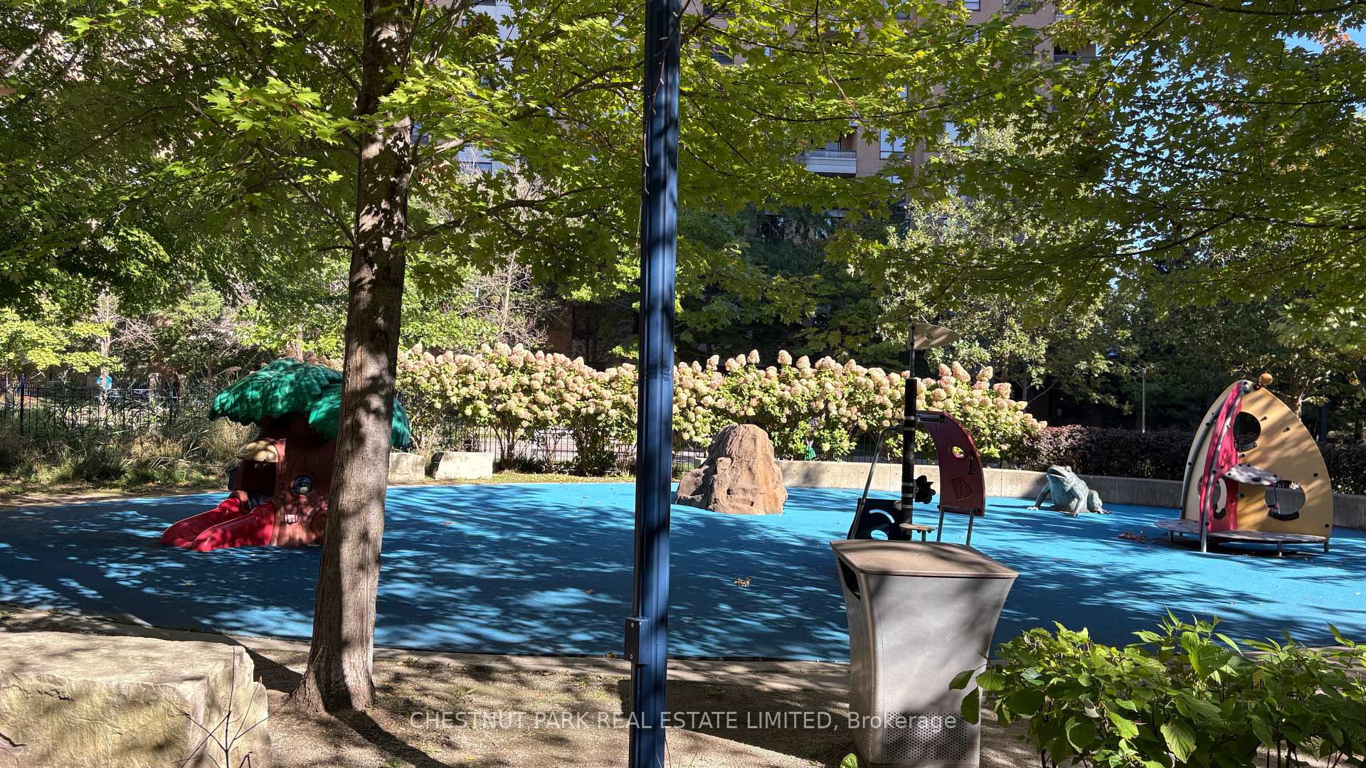 Photo 28 of Unit Th3, 500 Doris Avenue, North York, Willowdale East — HOMEH