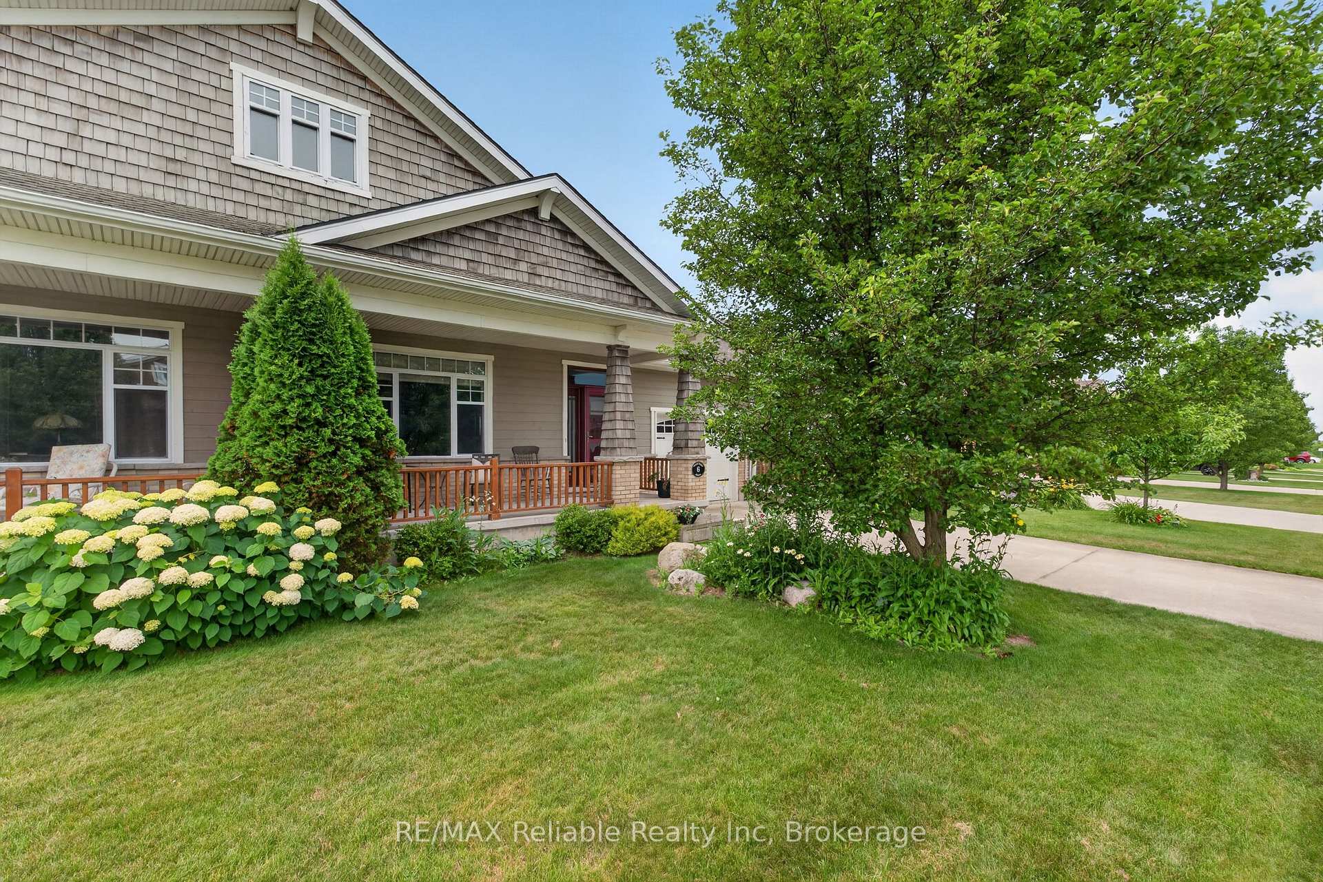 Photo 2 of 6 Sweet Grass Street, Bluewater, Bayfield — HOMEH