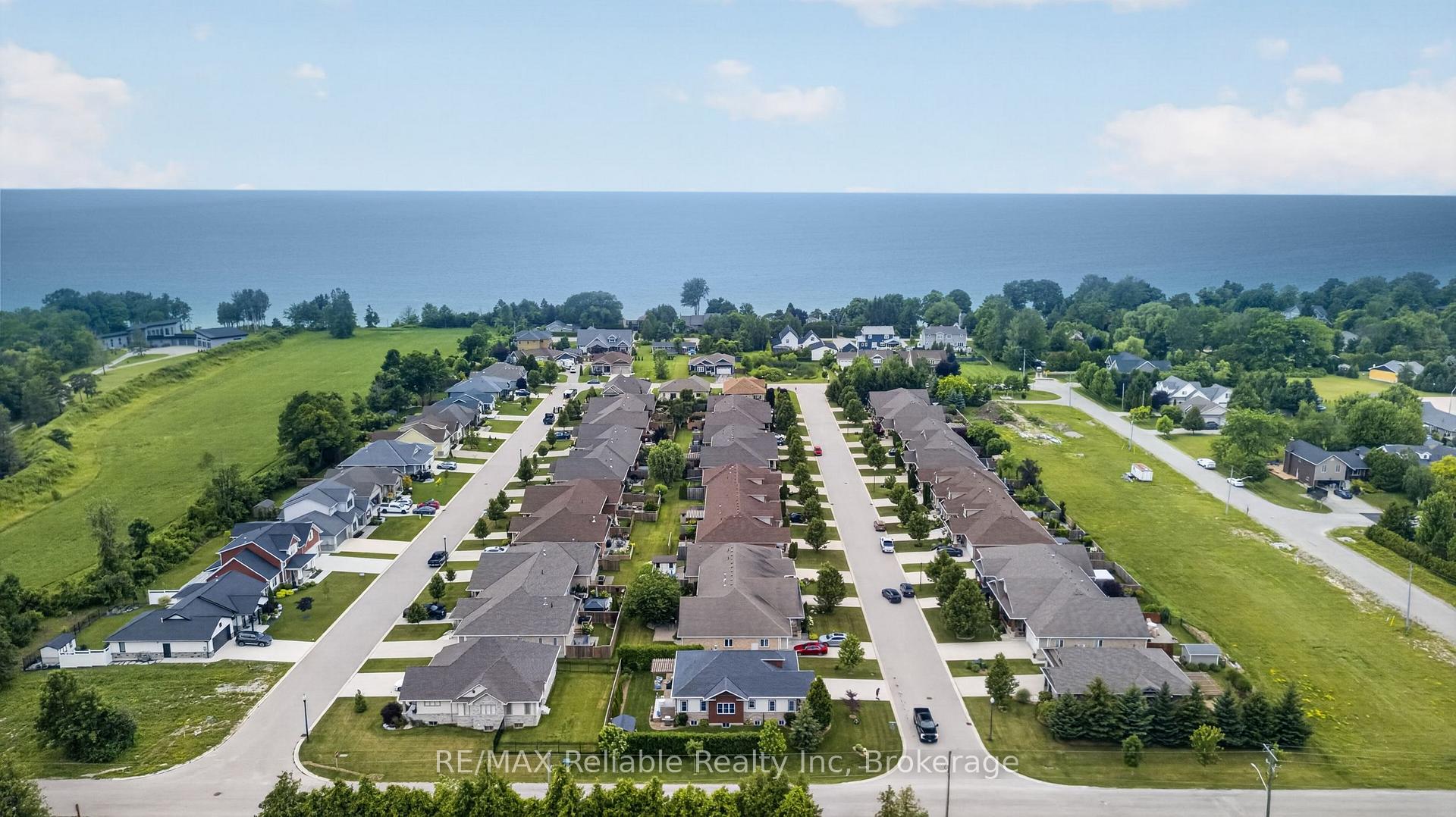 Photo 35 of 6 Sweet Grass Street, Bluewater, Bayfield — HOMEH