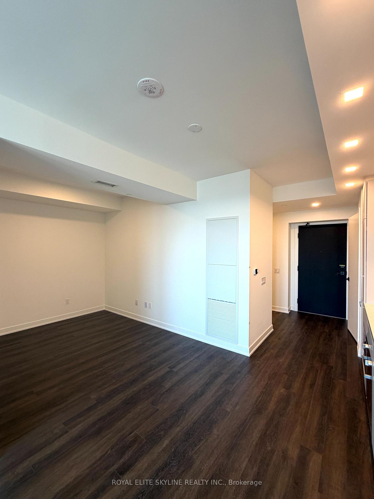Photo 9 of Unit 4510, 609 Sherbourne Street, Toronto, North St. James Town — HOMEH