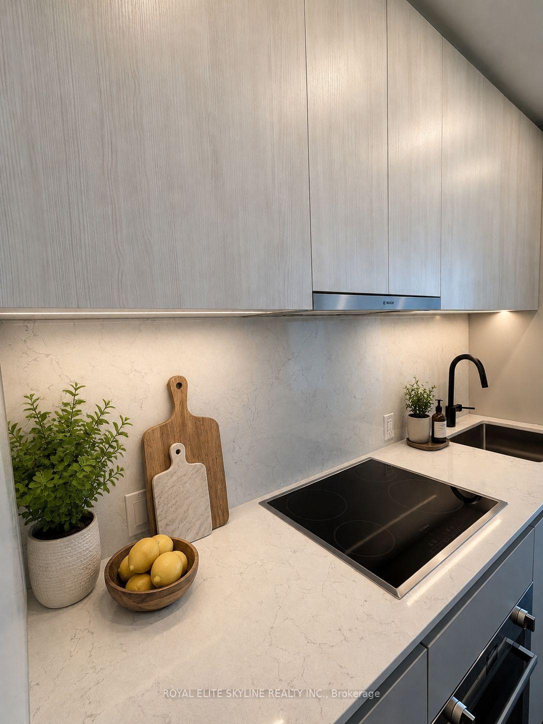 Photo 11 of Unit 4510, 609 Sherbourne Street, Toronto, North St. James Town — HOMEH