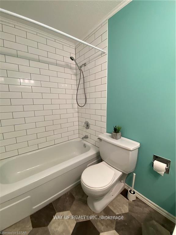 Photo 9 of Unit 30, 730 Wilkins Street, London, South R — HOMEH