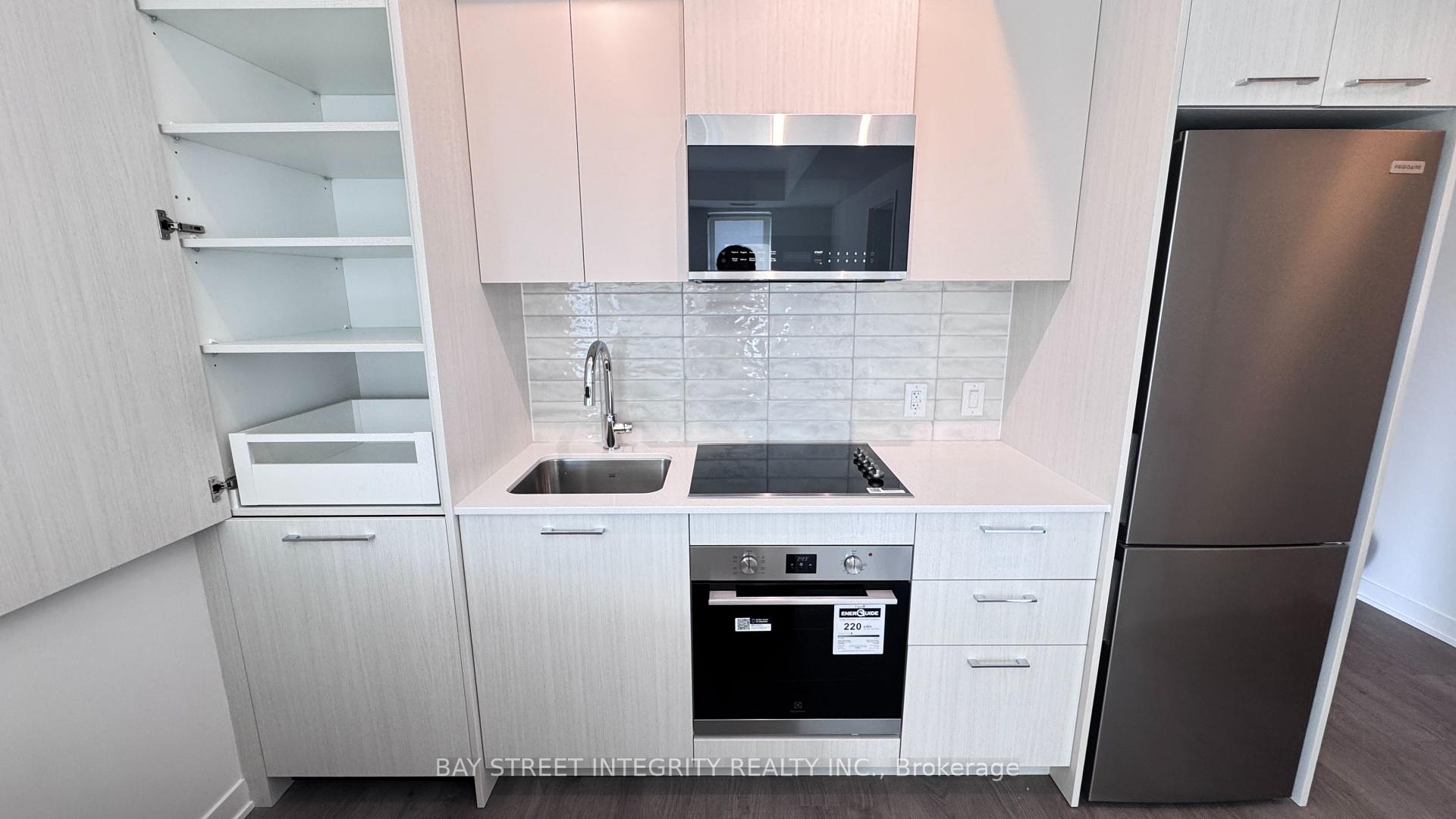 Photo 4 of Unit 903, 10 Oak Street, Toronto, Regent Park — HOMEH